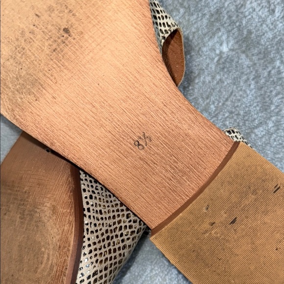 Cream and Brown Textured Flats with Slip-On Design - Picture 4 of 4